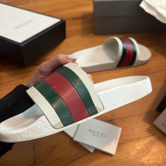 gucci pool slides - Picture 5 of 7